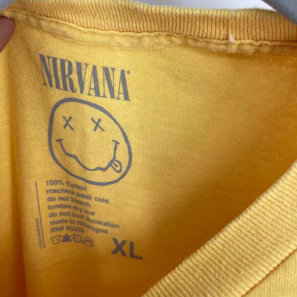Officially Licensed Nirvana Nevermind Smiley Grunge Tee Yellow XL - Picture 4 of 7
